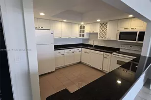 13499 Biscayne Blvd, North Miami, FL 33181 - Photo 3