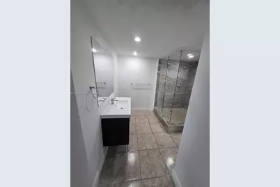 13499 Biscayne Blvd #1505, North Miami, FL 33181 - Photo 15