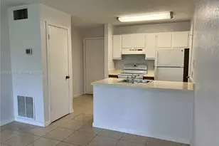 4221 W McNab Rd, Pompano Beach, FL 33069 - Photo 7