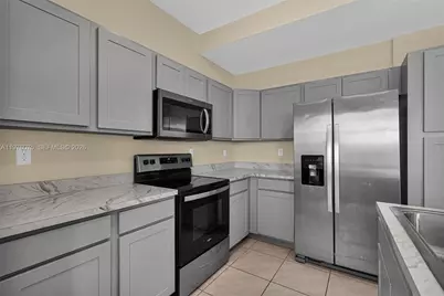 20894 NW 13th Ct, Miami Gardens, FL 33169 - Photo 15