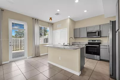 20894 NW 13th Ct, Miami Gardens, FL 33169 - Photo 13