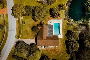 11030 SW 42nd Ct, Davie, FL 33328 - Photo 43