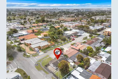 1005 W 36th Pl, Hialeah, FL 33012 - Photo 25