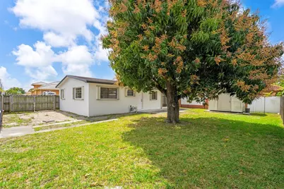 1005 W 36th Pl, Hialeah, FL 33012 - Photo 33