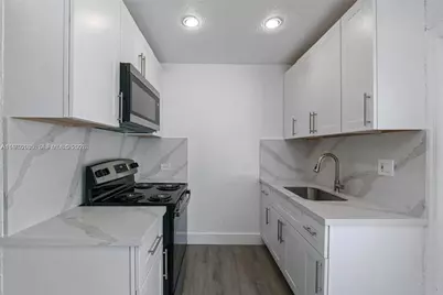 2410 NW 159th Ter, Miami Gardens, FL 33054 - Photo 7