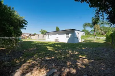 2410 NW 159th Ter, Miami Gardens, FL 33054 - Photo 19