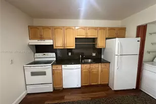 3033 NW 68th St, Fort Lauderdale, FL 33309 - Photo 9