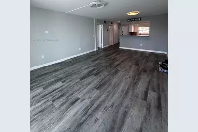 4000 NE 170th St #206, North Miami Beach, FL 33160 - Photo 11