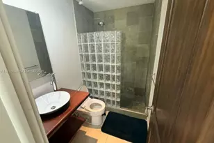 2201 Brickell Ave, Miami, FL 33129 - Photo 9