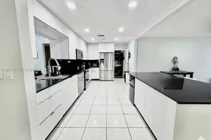 7005 NW 94th Ave, Tamarac, FL 33321 - Photo 5