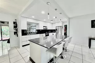 7005 NW 94th Ave, Tamarac, FL 33321 - Photo 17