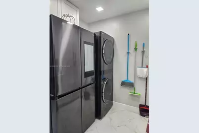 10046 Winding Lake Rd #201, Sunrise, FL 33351 - Photo 5