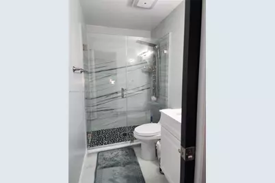 10046 Winding Lake Rd #201, Sunrise, FL 33351 - Photo 9