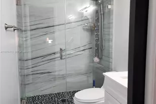 10046 Winding Lake Rd, Sunrise, FL 33351 - Photo 9