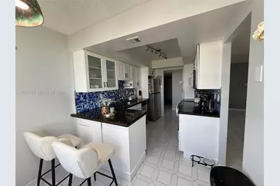 18011 Biscayne Blvd #805, Aventura, FL 33160 - Photo 5
