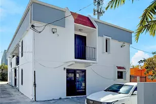 852 SW 1st St, Miami, FL 33130 - Photo 11