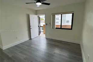 852 SW 1st St, Miami, FL 33130 - Photo 3