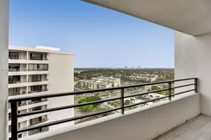 2500 Parkview Dr, Hallandale Beach, FL 33009 - Photo 21