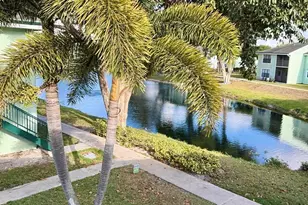 8735 NW 39th St, Sunrise, FL 33351 - Photo 9