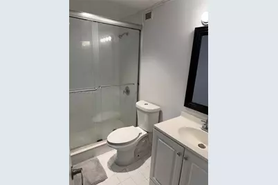 400 N Kings Point Dr #1026, Sunny Isles Beach, FL 33160 - Photo 7