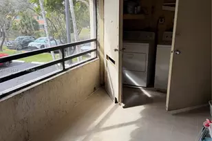 20170 NE 3rd Ct, Miami, FL 33179 - Photo 13