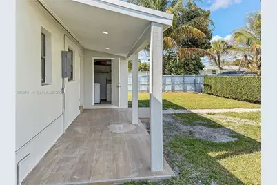 5245 SW 98th Ct, Miami, FL 33165 - Photo 15