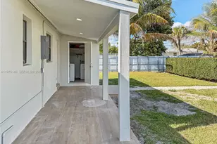 5245 SW 98th Ct, Miami, FL 33165 - Photo 15