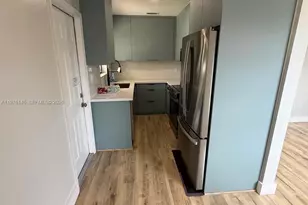 5245 SW 98th Ct, Miami, FL 33165 - Photo 5