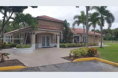 1251 N Benoist Farms Rd #304, West Palm Beach, FL 33411 - Photo 3