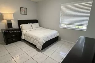 8408 NW 8th St, Miami, FL 33126 - Photo 31