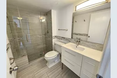 18081 Biscayne Blvd #1702, Aventura, FL 33160 - Photo 13