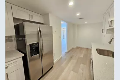 18081 Biscayne Blvd #1702, Aventura, FL 33160 - Photo 3