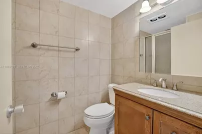 180 Isle Of Venice Dr #121, Fort Lauderdale, FL 33301 - Photo 29