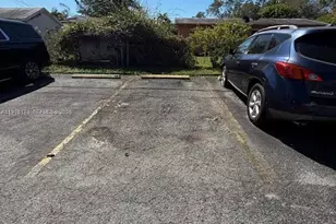 1250 NE 119th St, Miami, FL 33161 - Photo 7