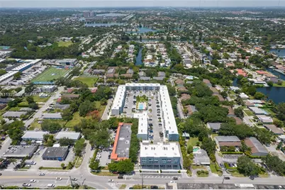 2561 NE 193rd St #1107, Miami, FL 33180 - Photo 9