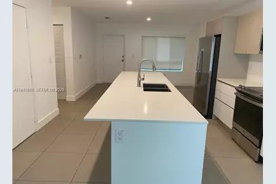 2561 NE 193rd St #1107, Miami, FL 33180 - Photo 11