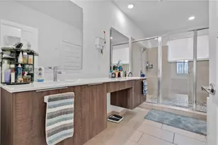 4703 NW 84th Ct, Doral, FL 33166 - Photo 39