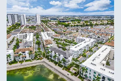 4703 NW 84th Ct, Doral, FL 33166 - Photo 3