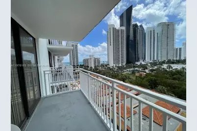 210 174th St #1006, Sunny Isles Beach, FL 33160 - Photo 9