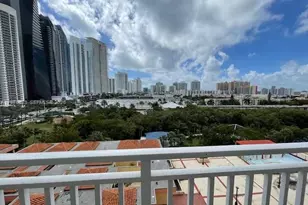 210 174th St, Sunny Isles Beach, FL 33160 - Photo 3