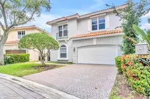1547 Mariner Way, Hollywood, FL 33019 - Photo 3