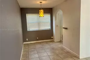 630 NE 15th Ct, Fort Lauderdale, FL 33304 - Photo 5