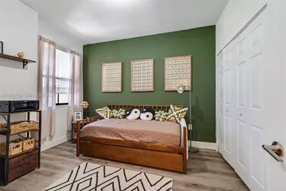 10589 W 33rd Ln, Hialeah, FL 33018 - Photo 27