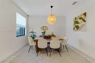 10589 W 33rd Ln, Hialeah, FL 33018 - Photo 3