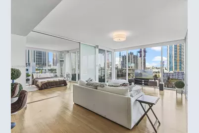 1040 Biscayne Blvd #1107, Miami, FL 33132 - Photo 3