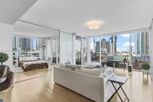 1040 Biscayne Blvd, Miami, FL 33132 - Photo 3