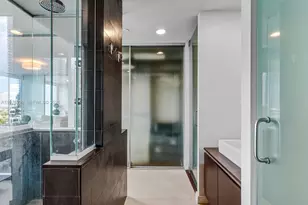 1040 Biscayne Blvd, Miami, FL 33132 - Photo 27