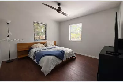30 NE 26th St, Wilton Manors, FL 33305 - Photo 5