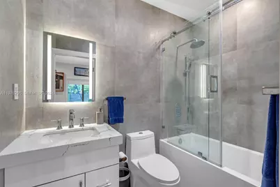 6235 Alton Rd, Miami Beach, FL 33140 - Photo 15