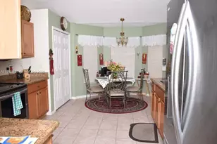 1084 SW Dilido Ln, Port Saint Lucie, FL 34953 - Photo 7